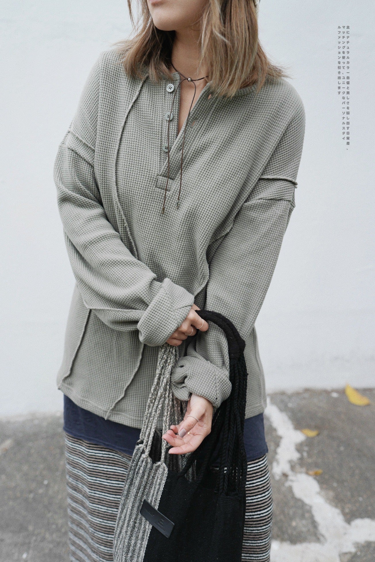 MZ612 WAFFLE HENRY NECK TOP