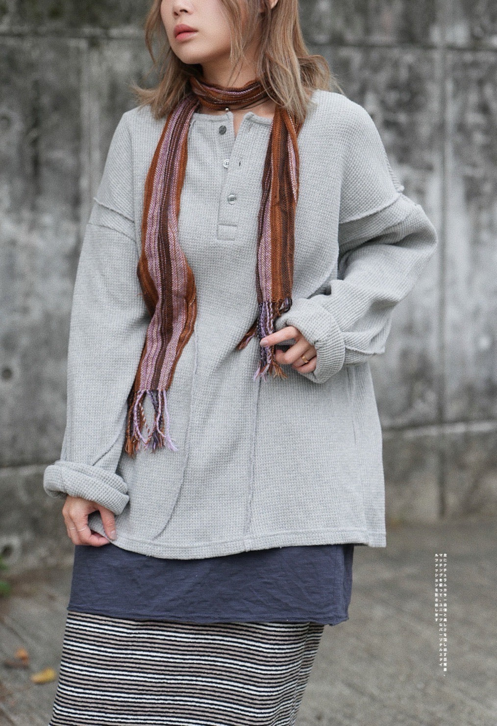 MZ612 WAFFLE HENRY NECK TOP