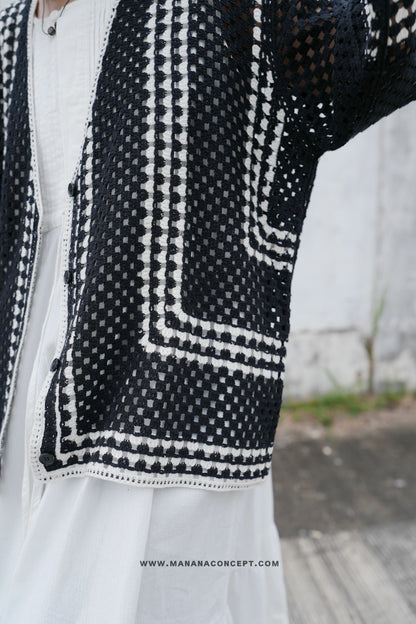 NA435 CROCHET V-NECK CARDIGAN