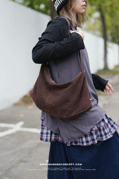 MZ613 SUEDE CROSSBAG