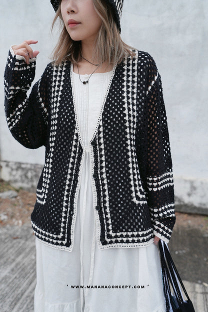 NA435 CROCHET V-NECK CARDIGAN
