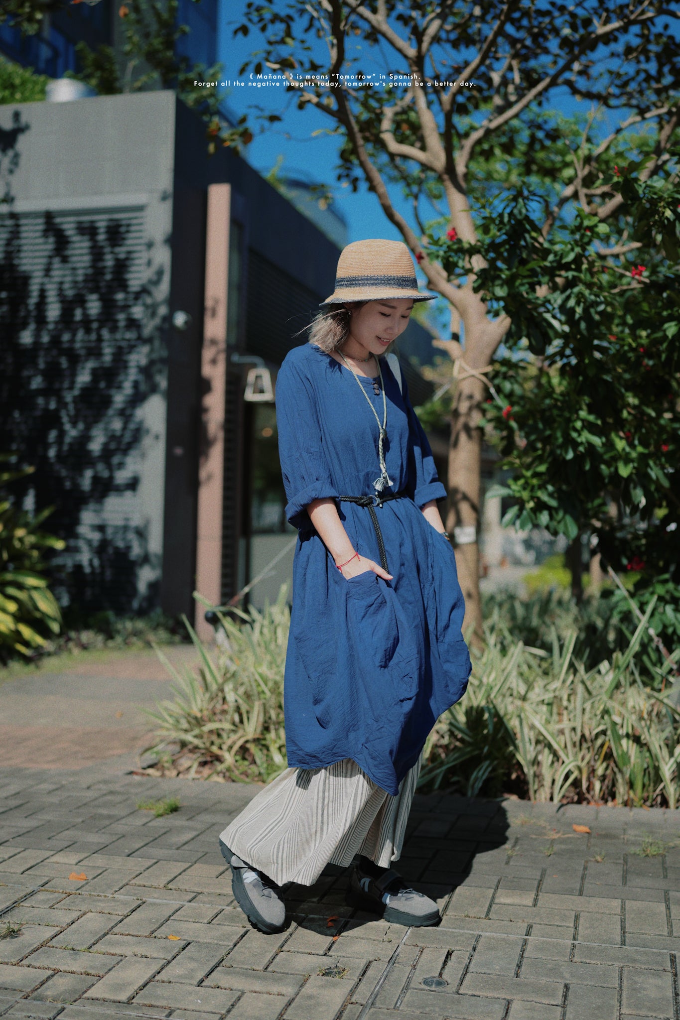 NA404 NATURAL COTTON POCKET DRESS