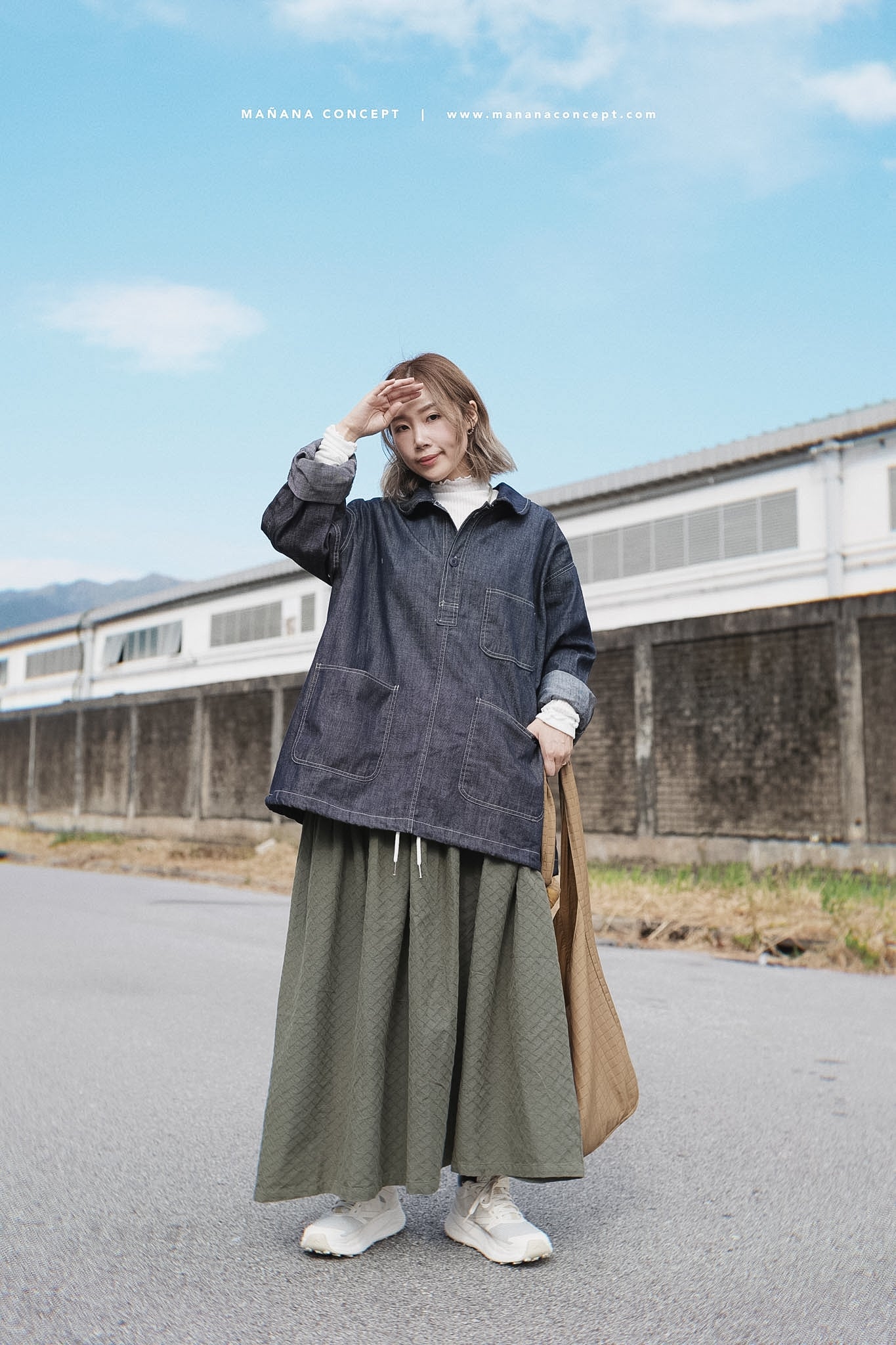 MZ543 ROUND COLLAR DENIM PULLOVER