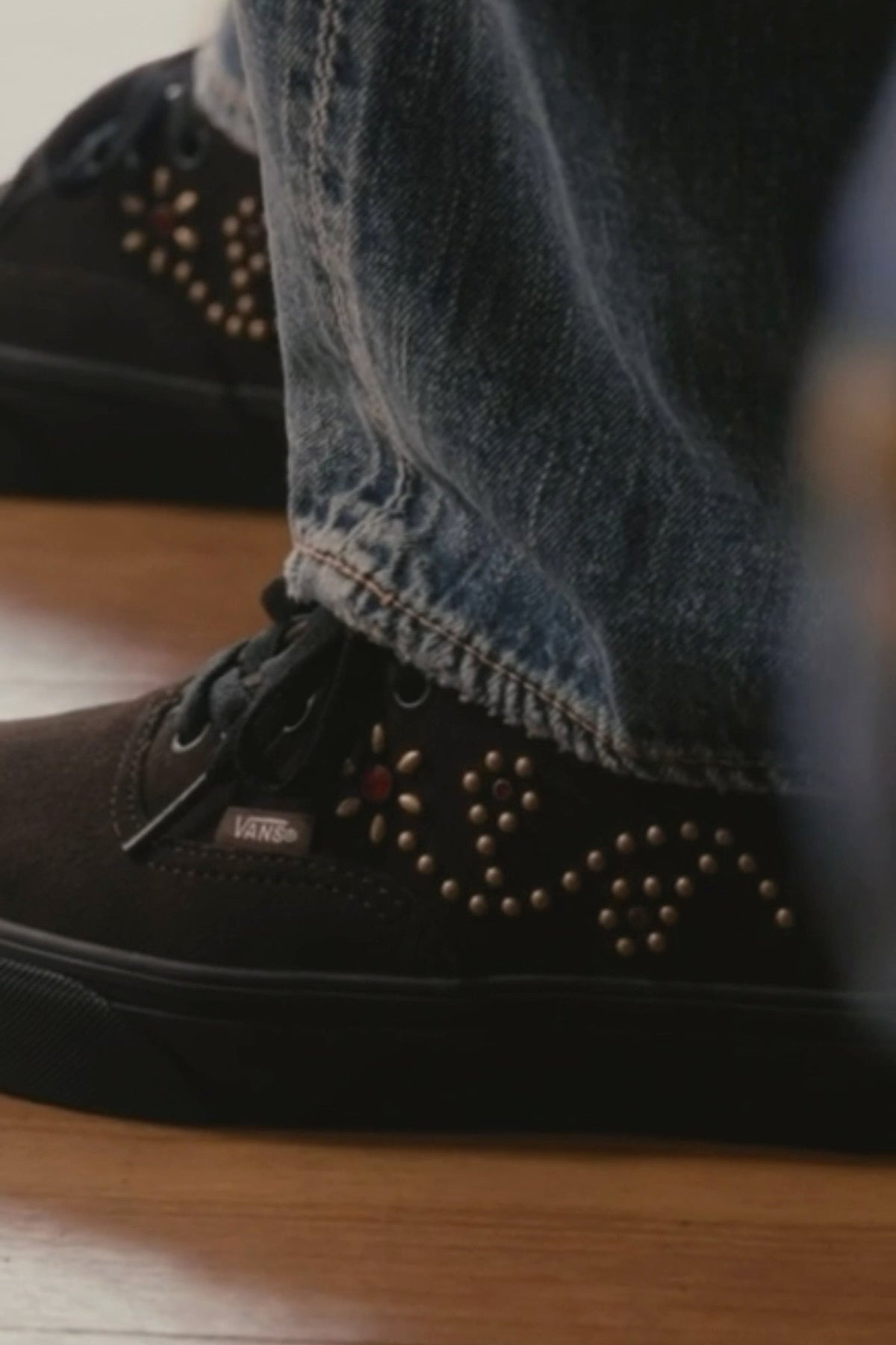VANS - AUTHENTIC FLORAL STUDS