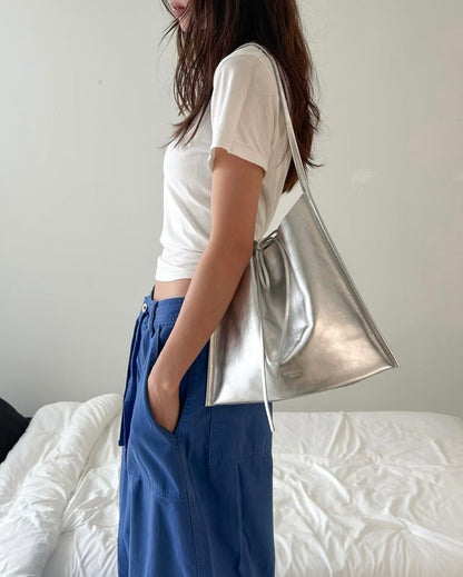 MB016 HANDMADE LEATHER FLAT SHOULDER BAG (單肩款）