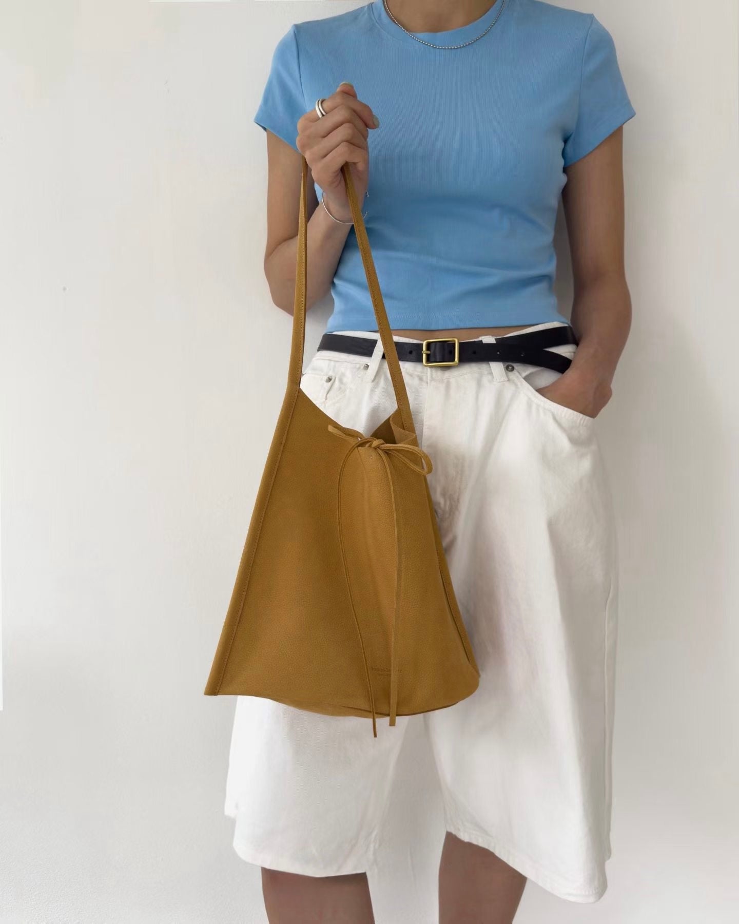 MB016 HANDMADE LEATHER FLAT SHOULDER BAG (單肩款）