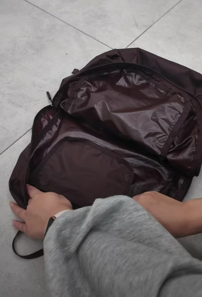 COCA POCKETABLE VERTICAL ZIPPER BACKPACK