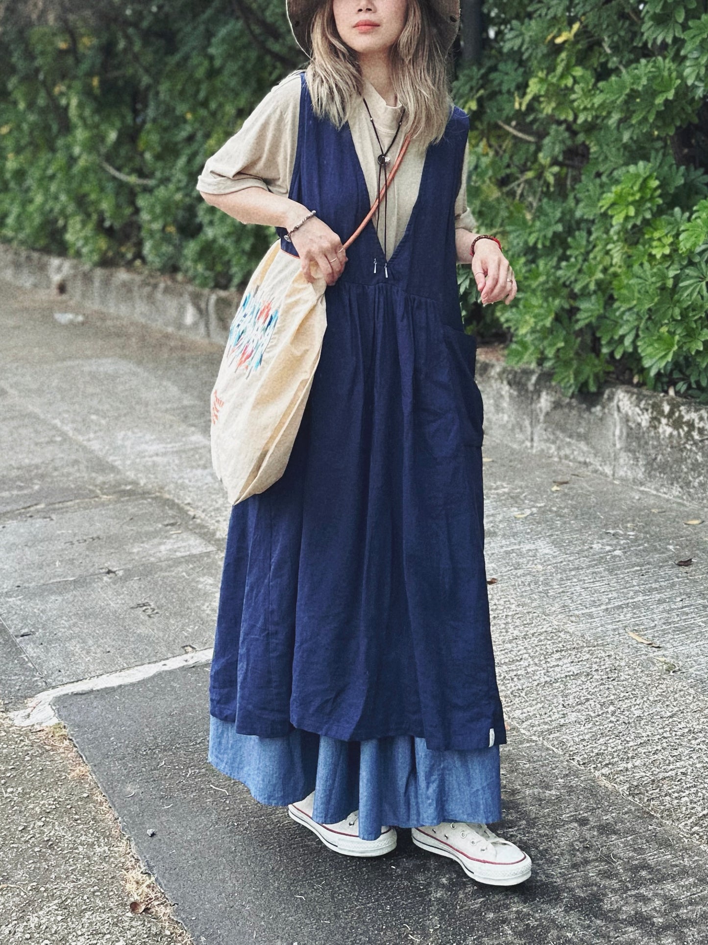NA-107 Ball & Chain Embroidery Bag L - Native