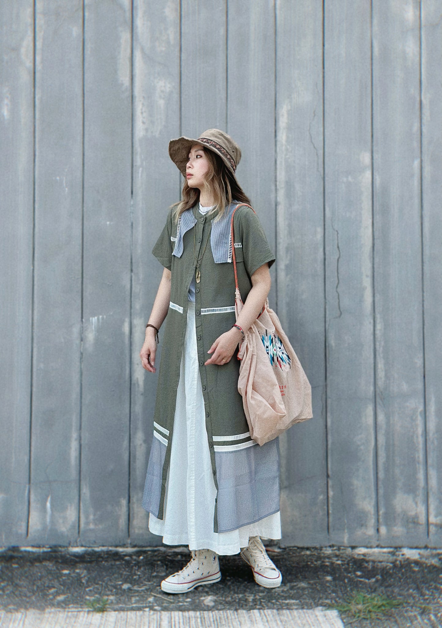 NA-107 Ball & Chain Embroidery Bag L - Native