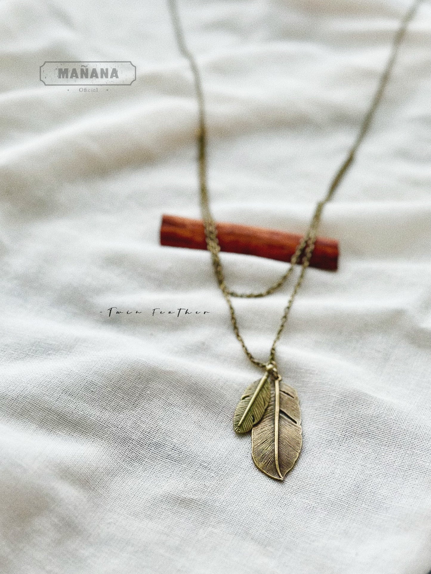 VA-100 Vintage Handmade Necklaces